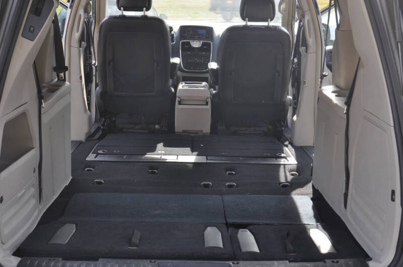 2015 Chrysler Town and Country Touring