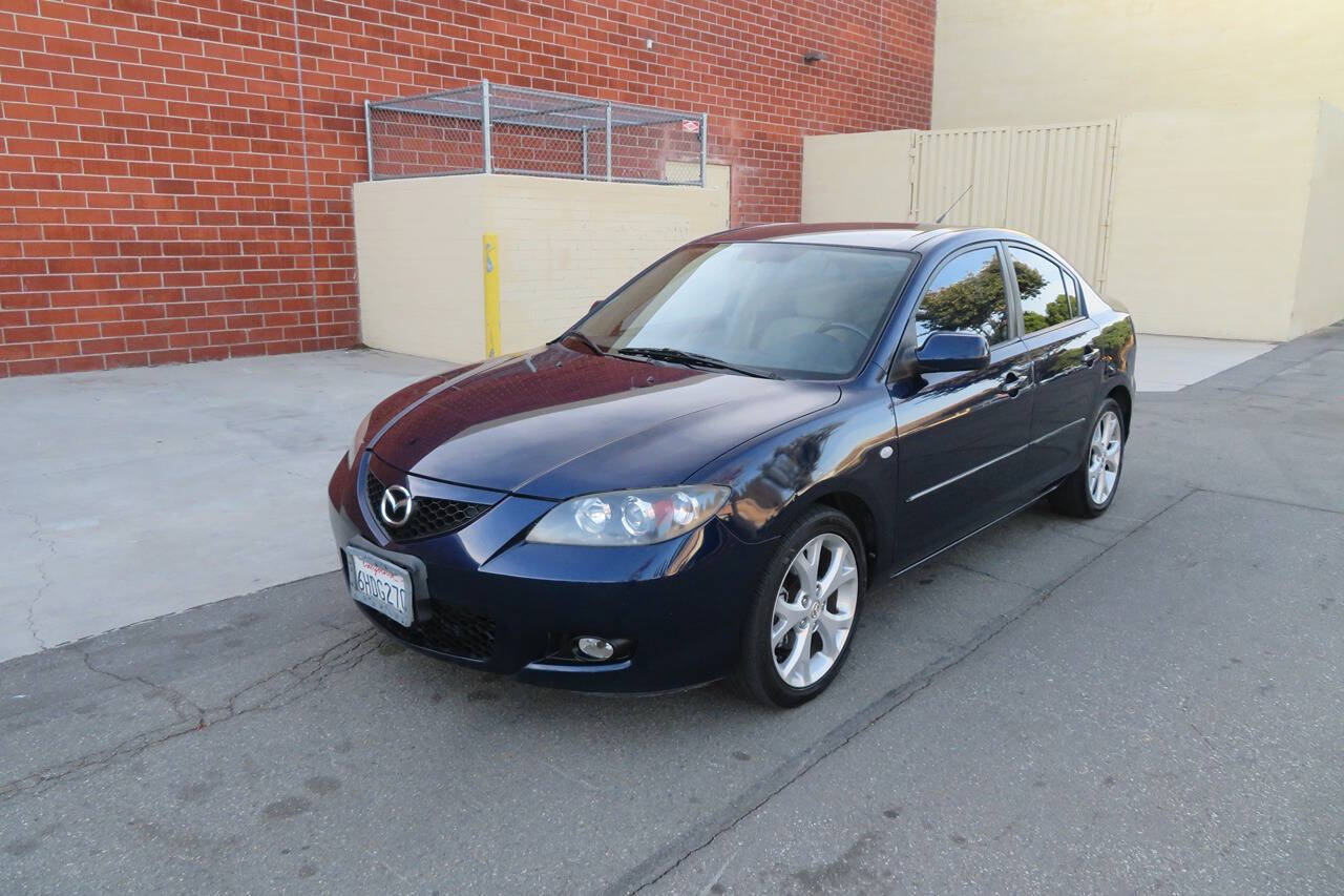 2009 Mazda Mazda3 for sale at The Car Vendor LLC in Bellflower, CA