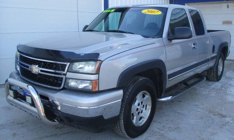 2007 Chevrolet Silverado 1500 Classic for sale at LOT OF DEALS, LLC in Oconto Falls WI