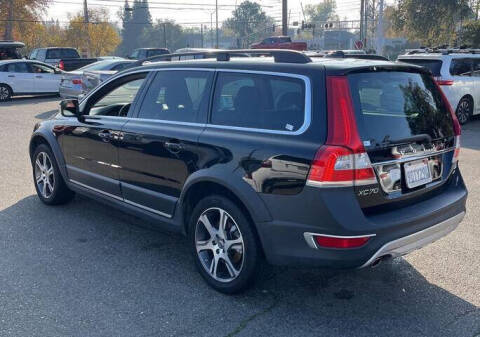 2015 Volvo XC70 T6