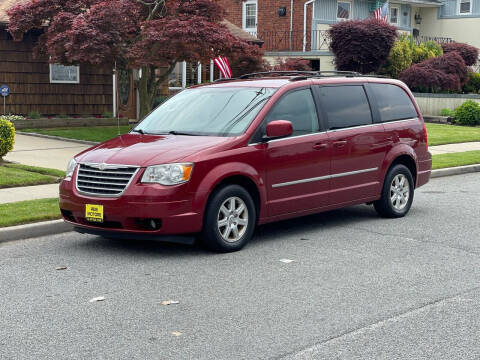 2010 Chrysler Town and Country for sale at Reis Motors LLC in Lawrence NY