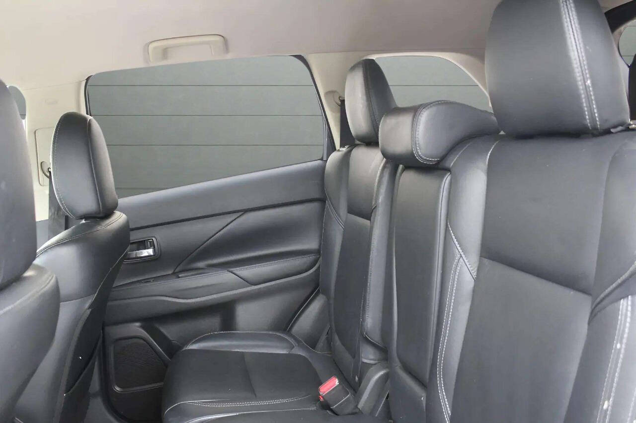 MitsubishiOutlander10