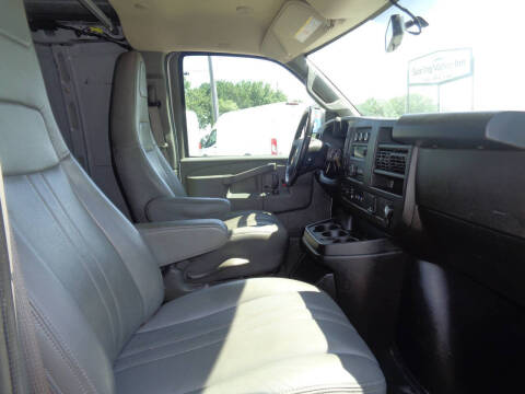 2022 Chevrolet Express 2500