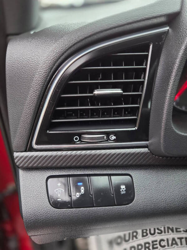 2018 Hyundai Elantra Sport