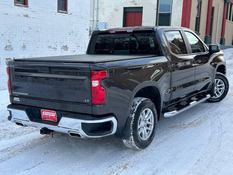 Used 2021 Chevrolet Silverado 1500 LT with VIN 3GCUYDEDXMG225055 for sale in Iron River, MI