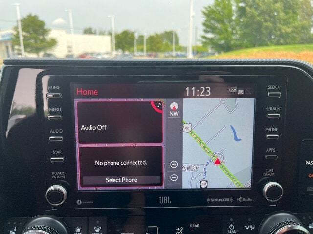 2022 Toyota Highlander 32