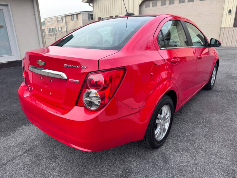 2016 Chevrolet Sonic LT Manual