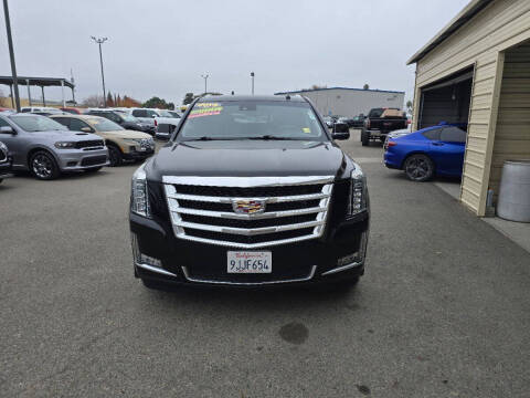 2019 Cadillac Escalade Luxury