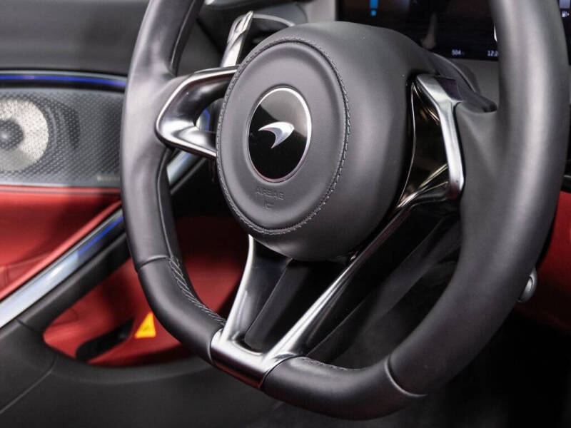 2025 McLaren Artura Spider