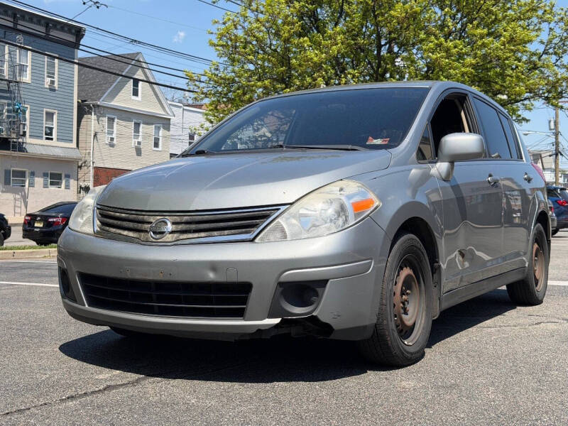 2011 Nissan Versa 1.8 S