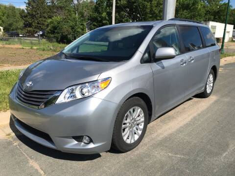 2015 Toyota Sienna for sale at ONG Auto in Farmington MN