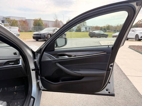 2021 BMW 5 Series 530i