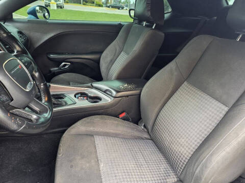2020 Dodge Challenger SXT