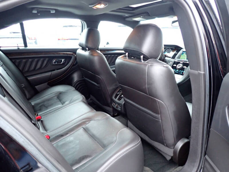 2016 Ford Taurus Limited