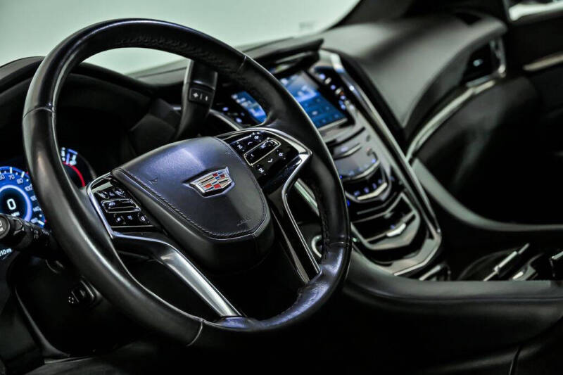 2017 Cadillac Escalade ESV Platinum