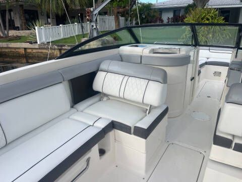 2016 Sea Ray 270 SUNDECK