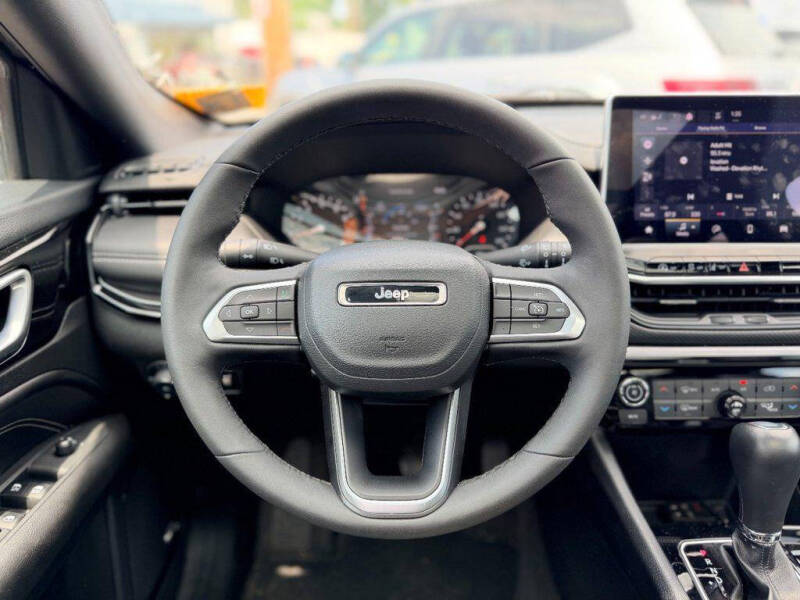 2023 Jeep Compass Altitude