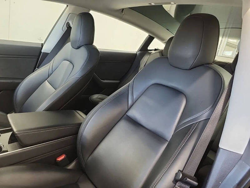 2019 Tesla Model 3 Standard Range Plus