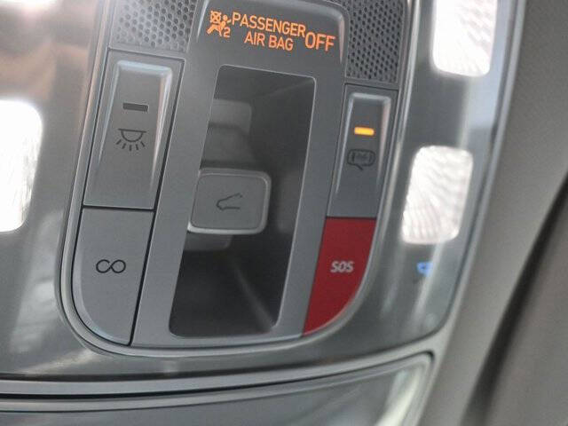 2023 Genesis Electrified GV70