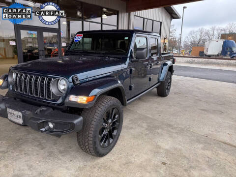 2025 Jeep Gladiator NightHawk