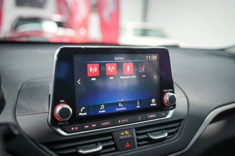 2021 Nissan Altima 2.5 SV