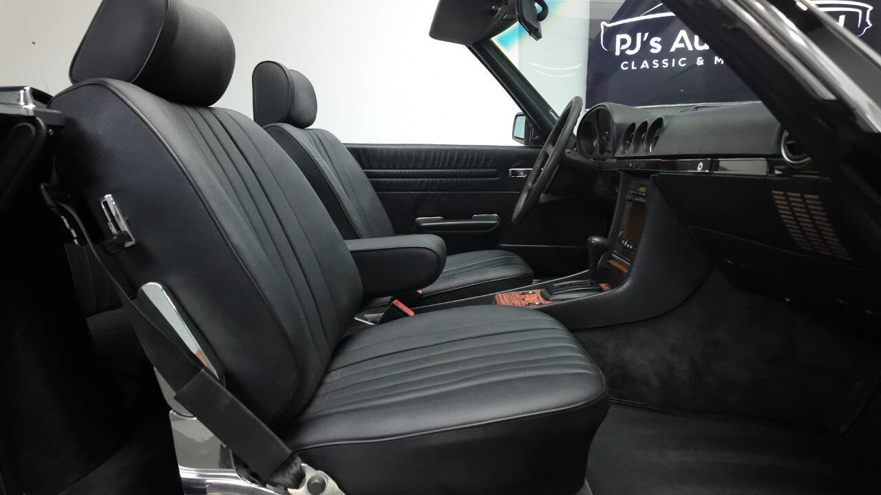 1982 Mercedes-Benz 380-Class 52