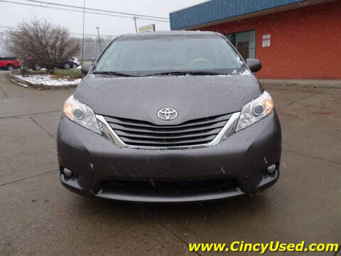 2014 Toyota Sienna XLE 8-Passenger
