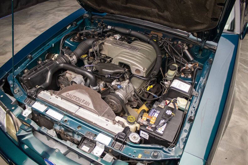 1990 Ford Mustang