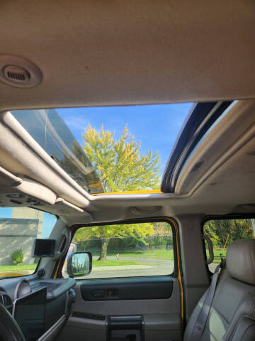 2003 HUMMER H2 Lux Series