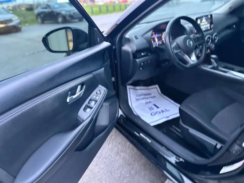 2023 Nissan Sentra SV