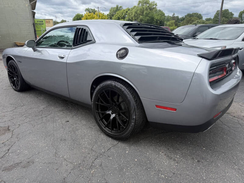 2018 Dodge Challenger SXT
