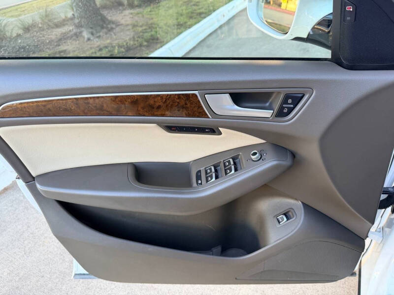 2015 Audi Q5 2.0T quattro Premium Plus