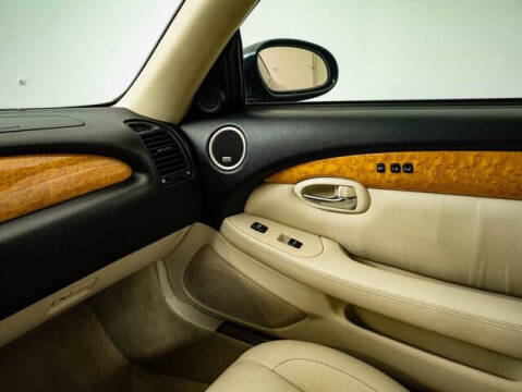 2004 Lexus SC 430