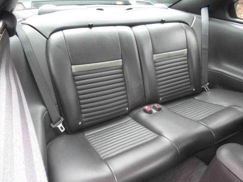 2004 Ford Mustang Mach 1 Premium