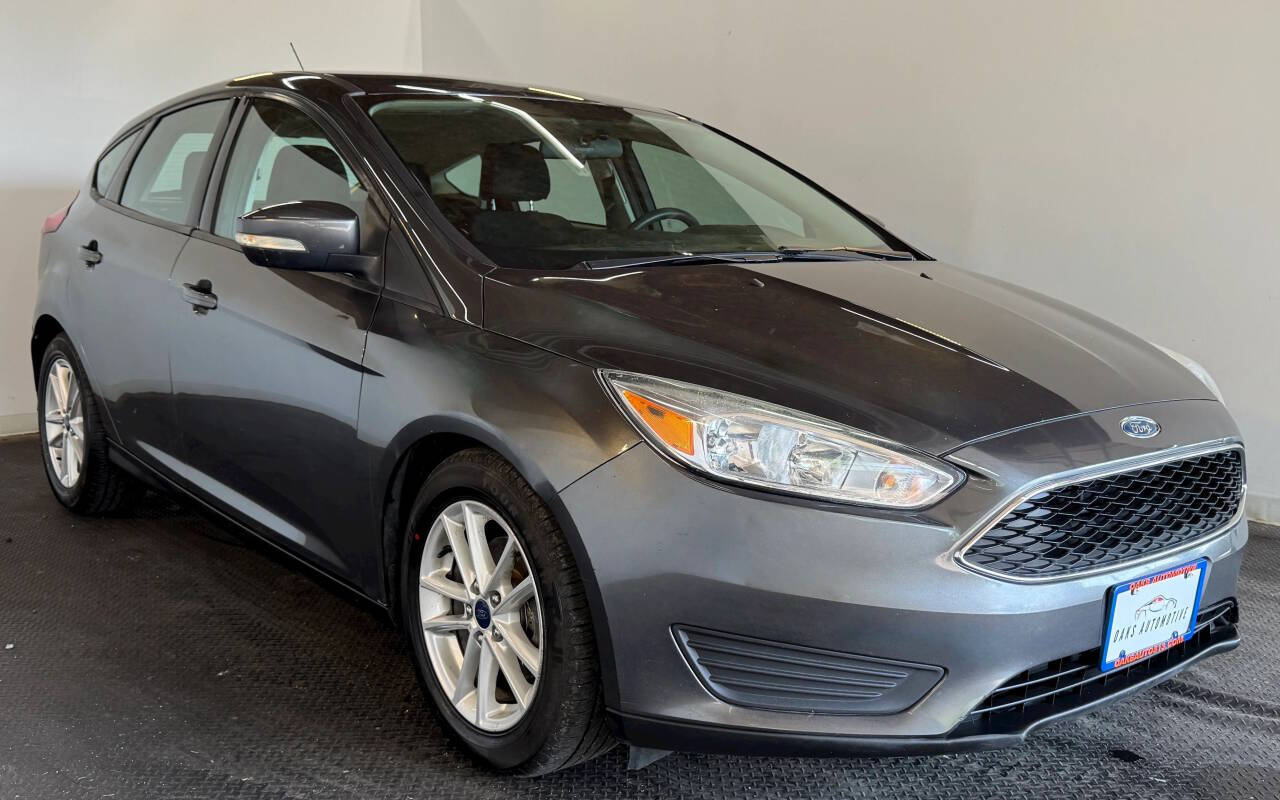 Dk. Gray 2017 Ford Focus SE SE 4dr Hatchback 2