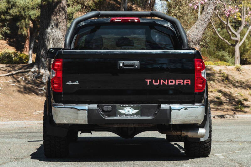 2014 Toyota Tundra SR5