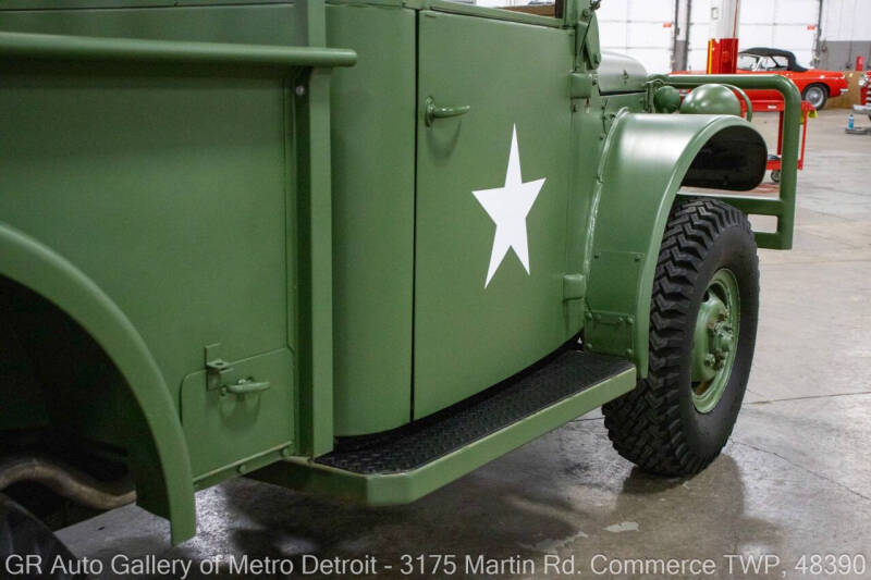 1963 Dodge M37
