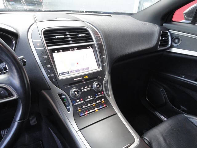 2019 Lincoln Nautilus Reserve