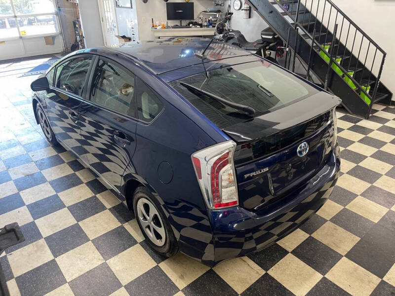 2015 Toyota Prius Three