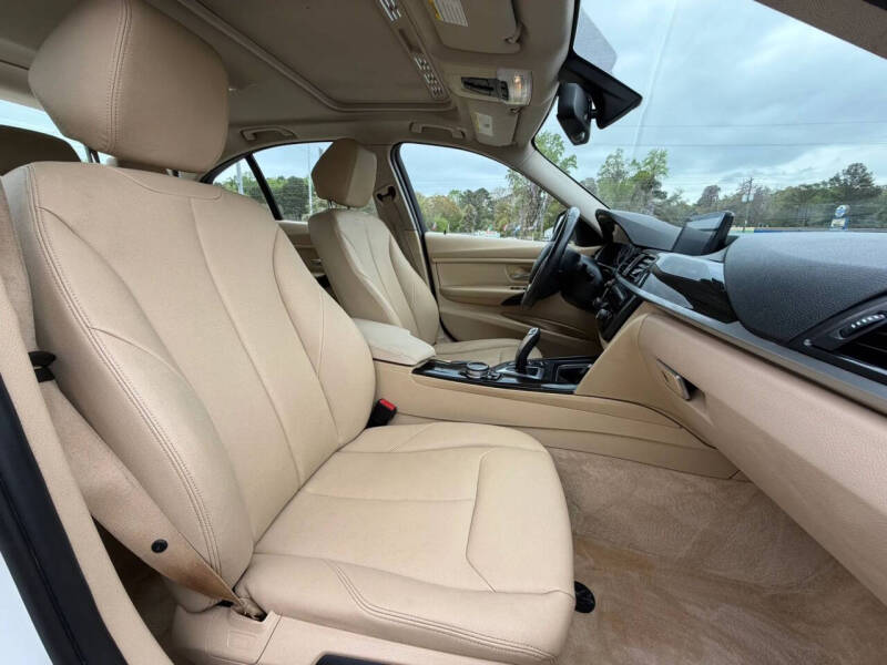 2015 BMW 3 Series 328i