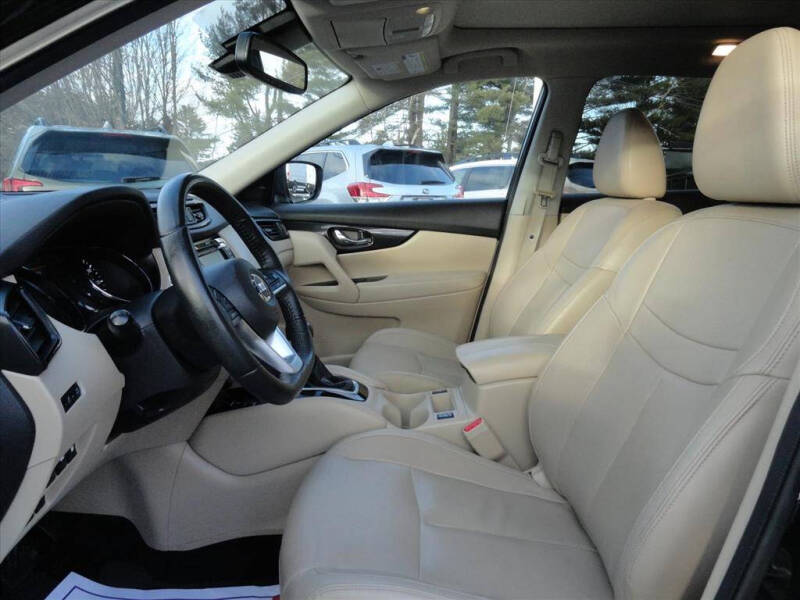 2020 Nissan Rogue SL