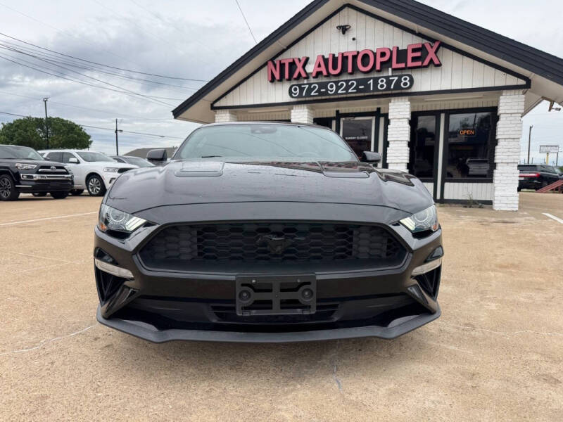2022 Ford Mustang EcoBoost