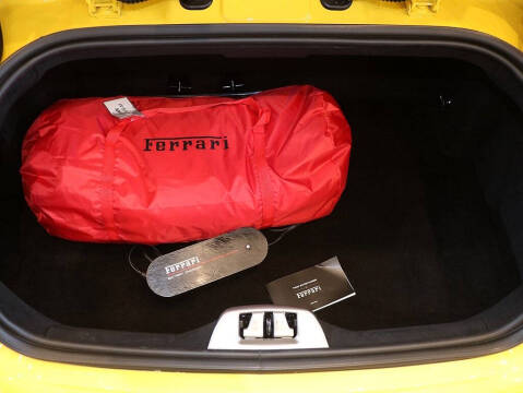 2021 Ferrari 812 GTS