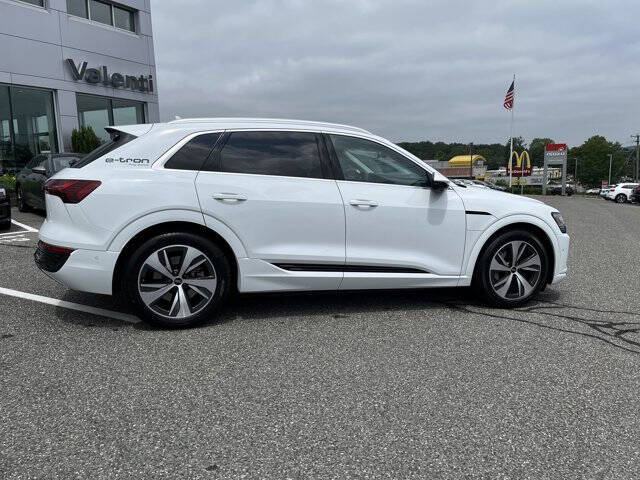 2024 Audi Q8 e-tron quattro Prestige
