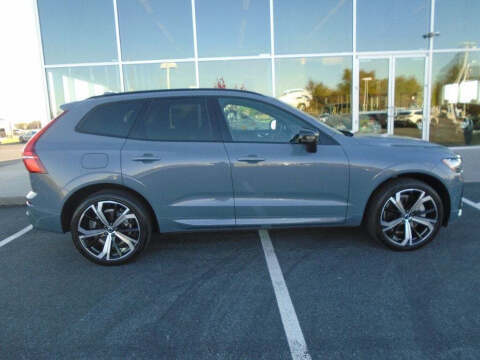 2024 Volvo XC60 Recharge T8 Ultimate Dark Theme