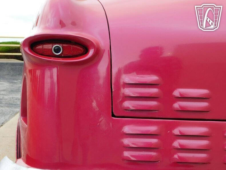 1950 Ford Deluxe