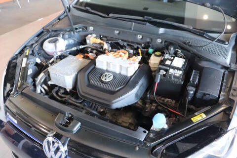 2016 Volkswagen e-Golf SEL Premium