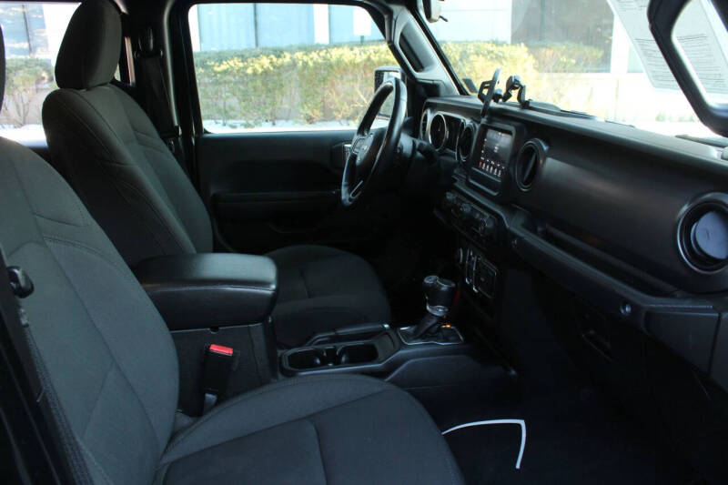 2021 Jeep Gladiator