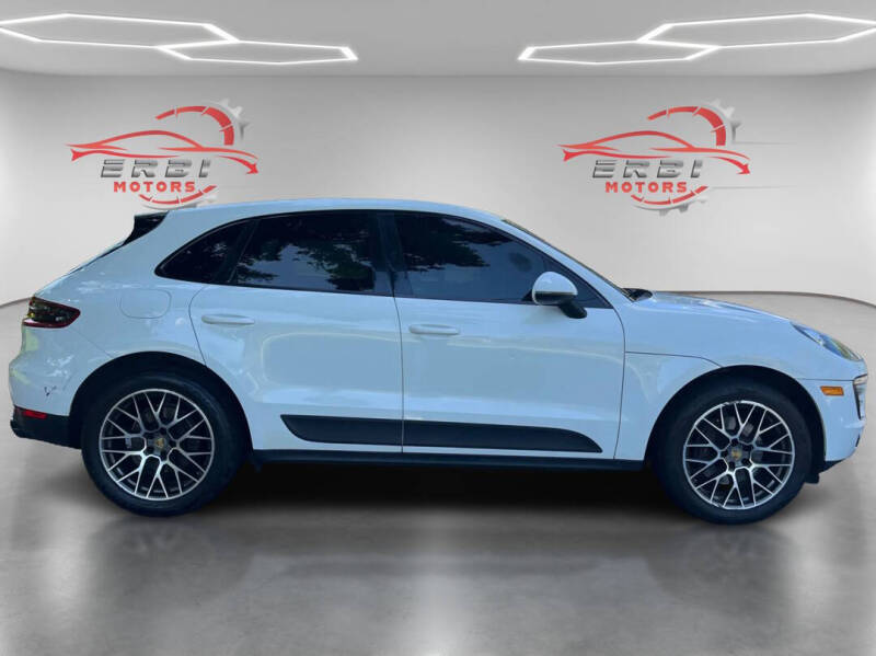 2018 Porsche Macan