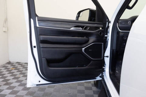 2023 Jeep Wagoneer L Series II